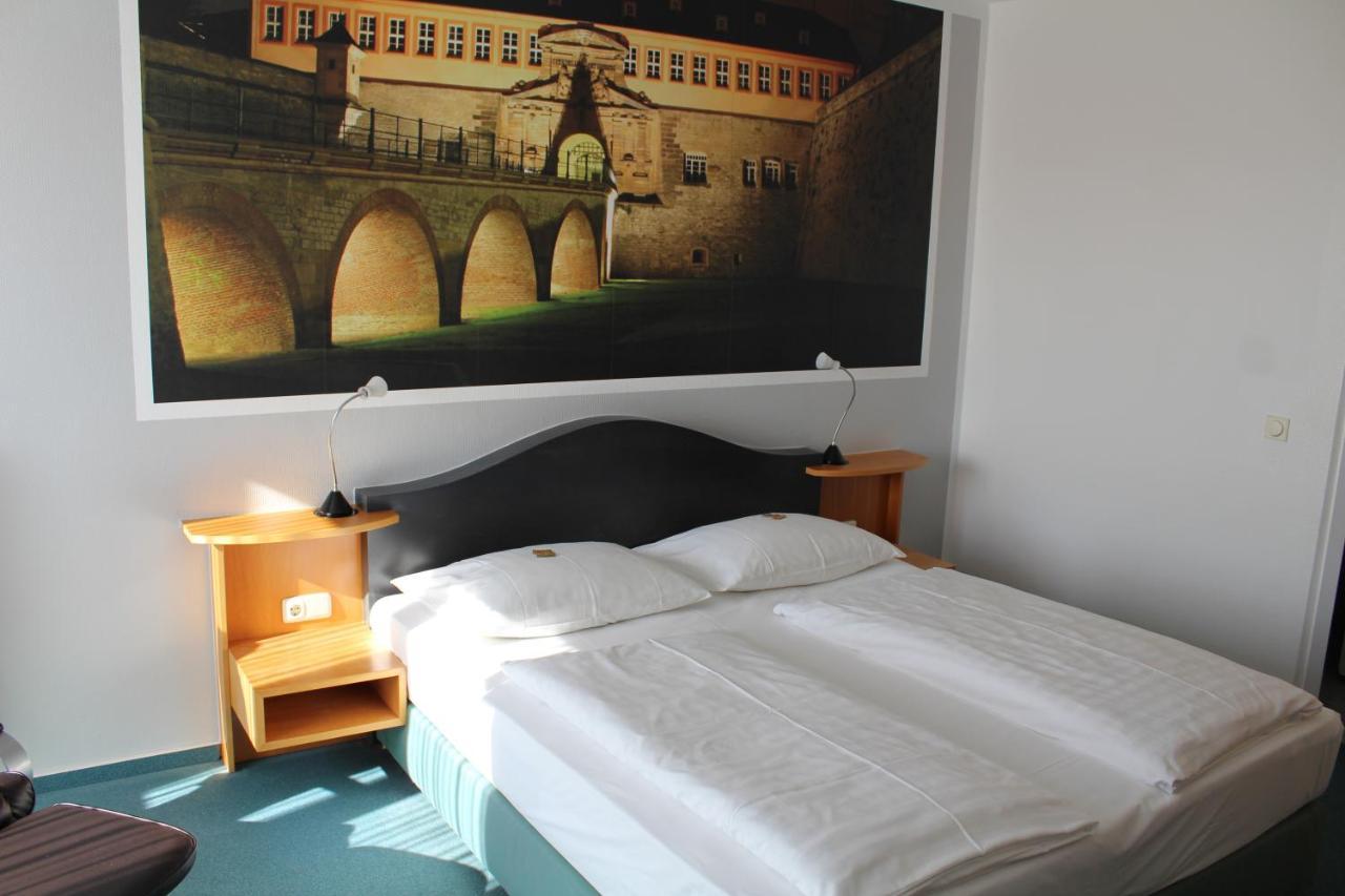 H+ Hotel แอร์ฟวร์ท ภายนอก รูปภาพ