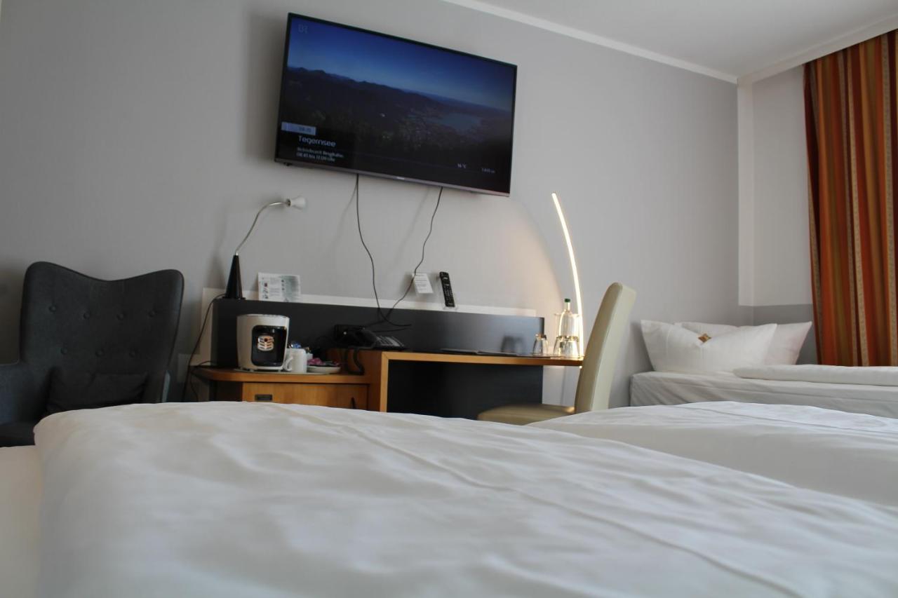 H+ Hotel แอร์ฟวร์ท ภายนอก รูปภาพ