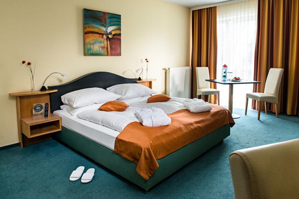 H+ Hotel แอร์ฟวร์ท ภายนอก รูปภาพ